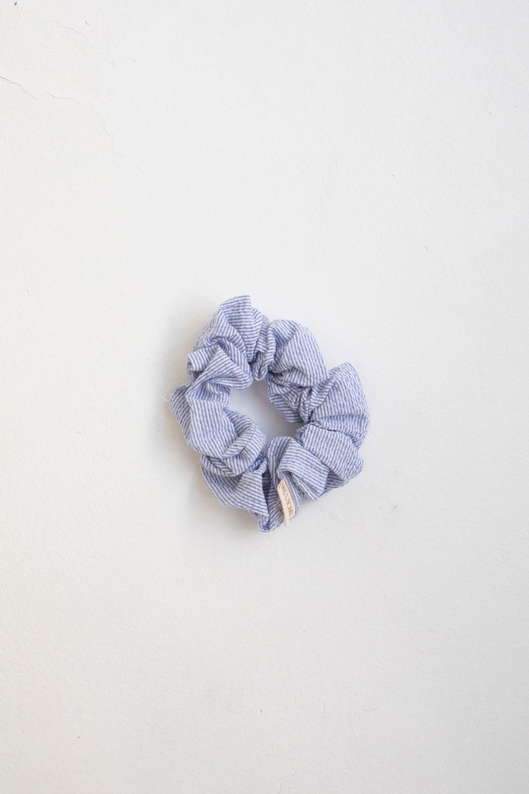 FIYI SCRUNCHIE