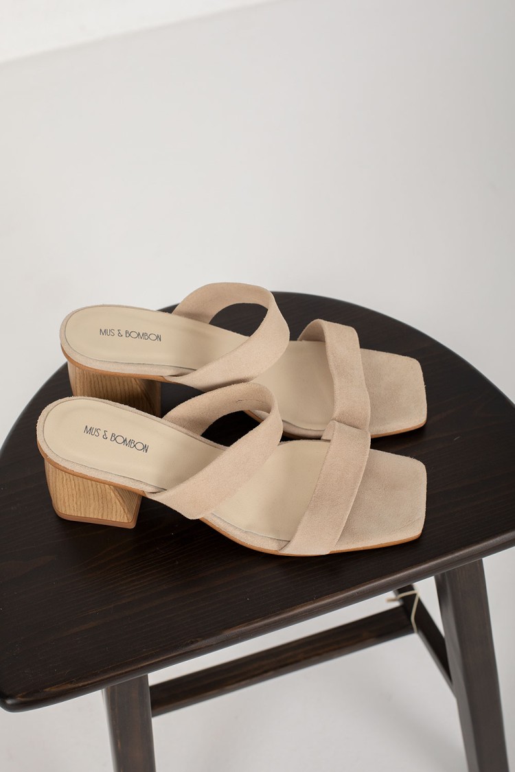 YAMA SANDAL