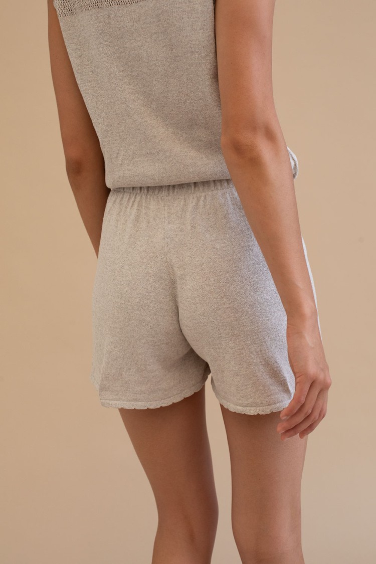 SHORT ATEMOYA