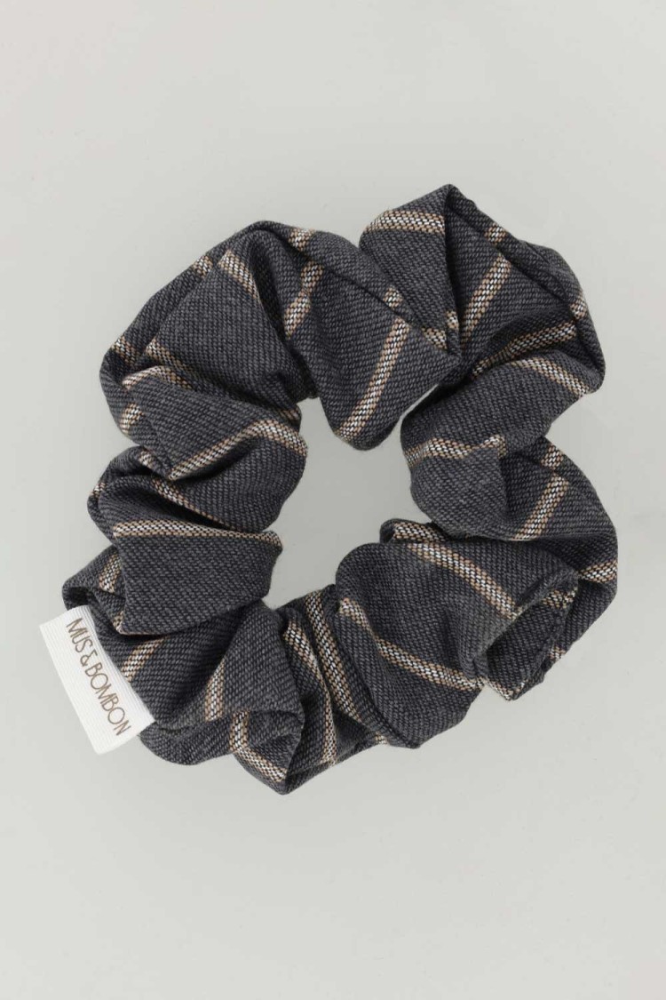 HOLMEN SCRUNCHIE