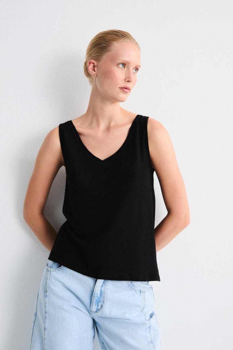 TOP LUZARA
