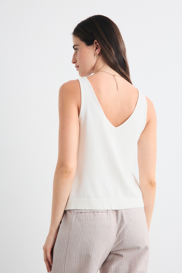 TOP YAKIRA