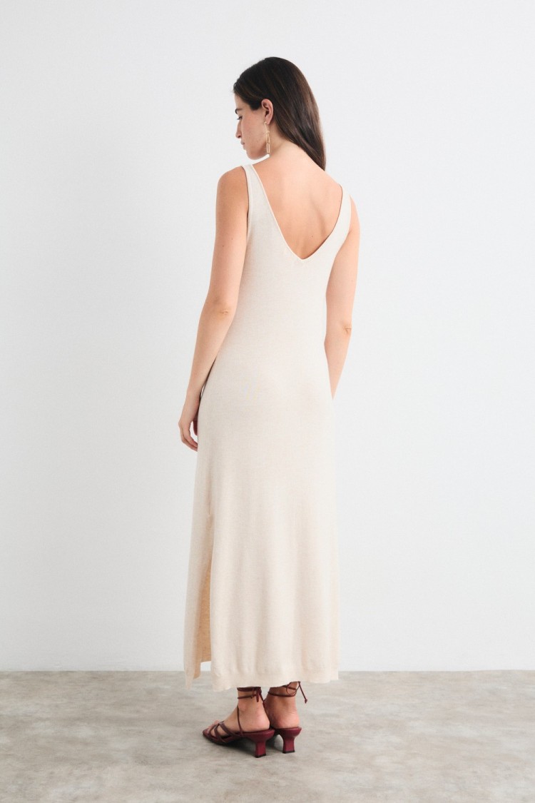 ROBE YAKIRA