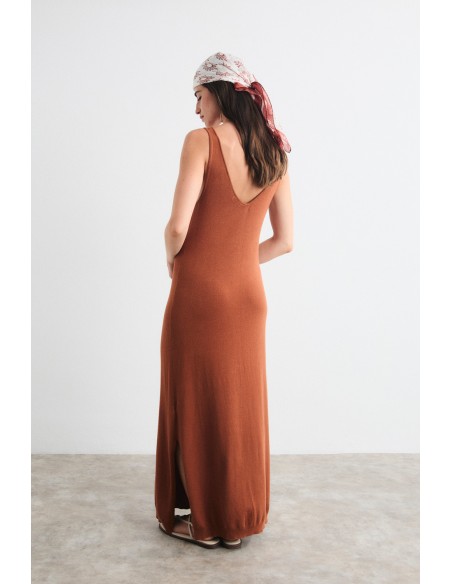 ROBE YAKIRA